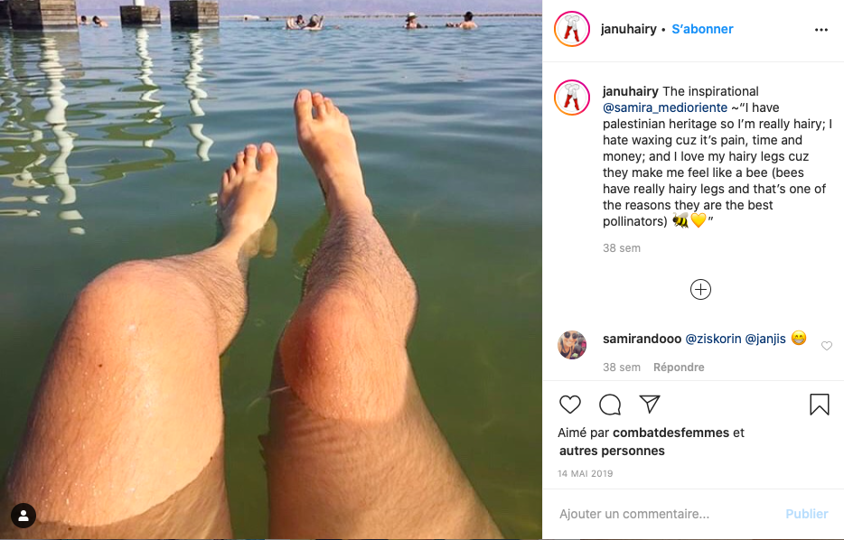 Image instagram, januhairy, photo de jambes féminines poilues en vacances, dans l'eau